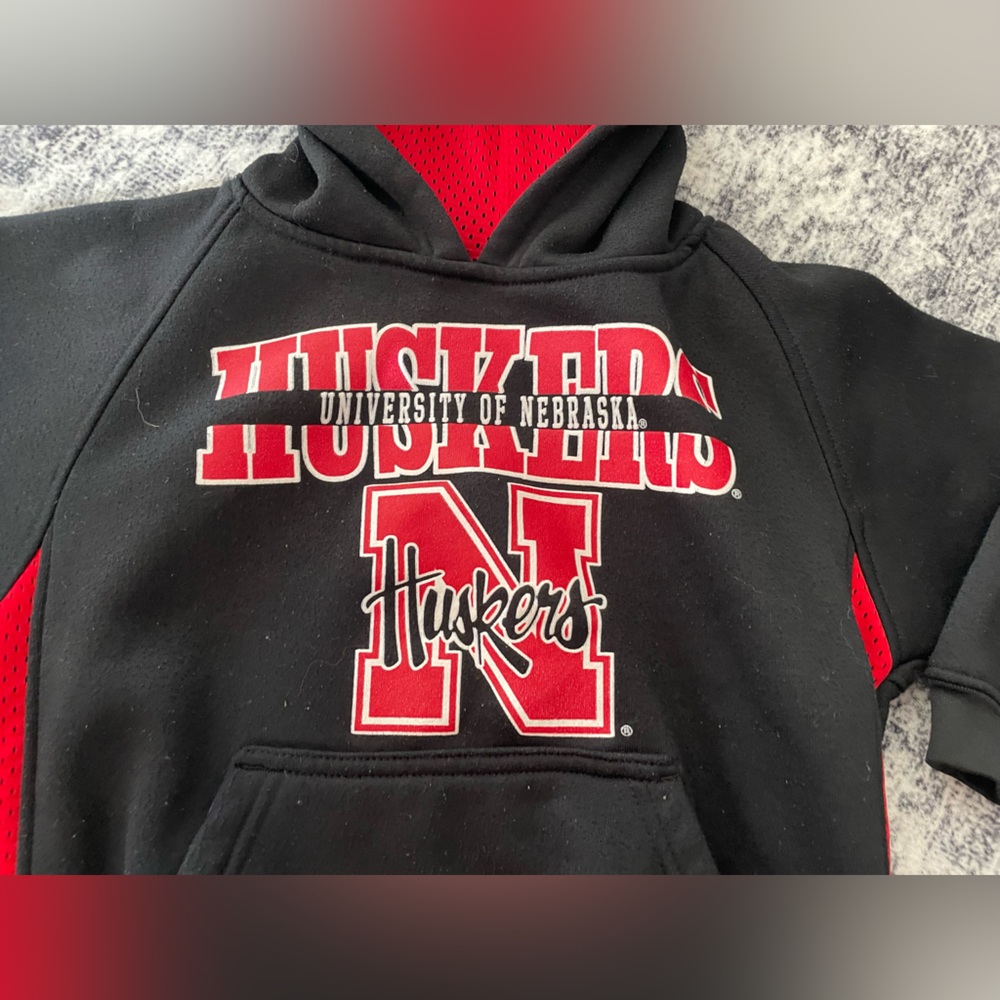 HUSKERS Apparel Red and Black Hoodie size kids 6/7